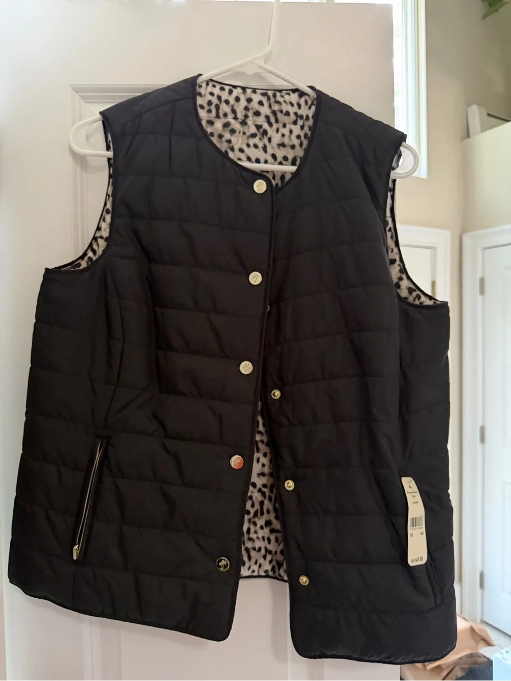 Tommy Bahama Black Quilted Reversible Vest with Leopard Print